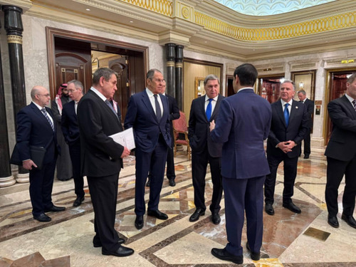 Орос, АНУ-ын төлөөлөгчдийн хэлэлцээ Эр-Рияд хотноо өндөрлөлөө